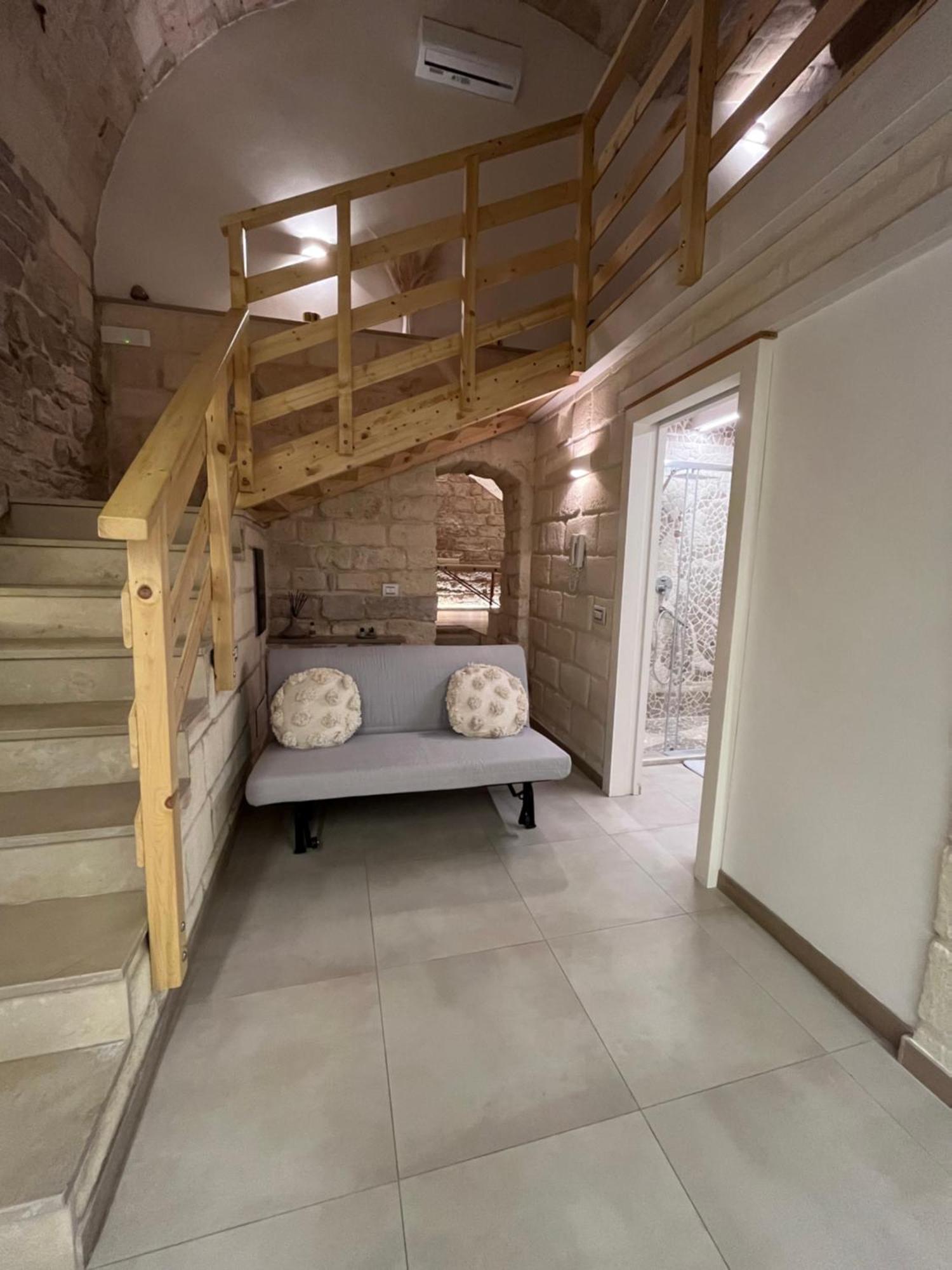 Epoca Suite House ตรานิ ภายนอก รูปภาพ