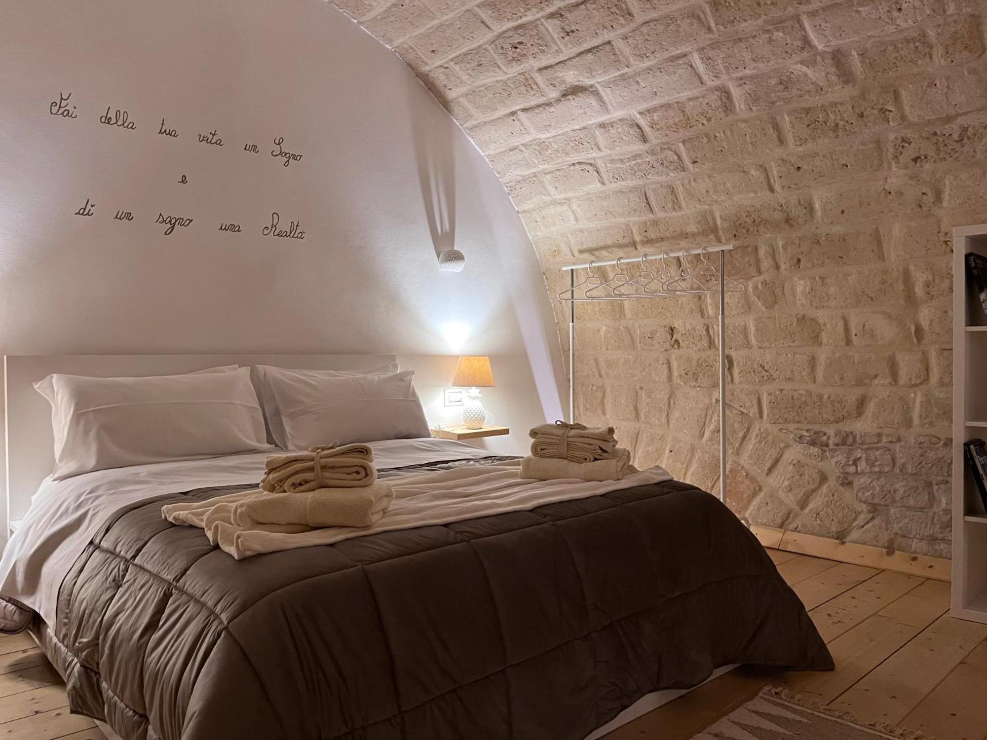 Epoca Suite House ตรานิ ภายนอก รูปภาพ