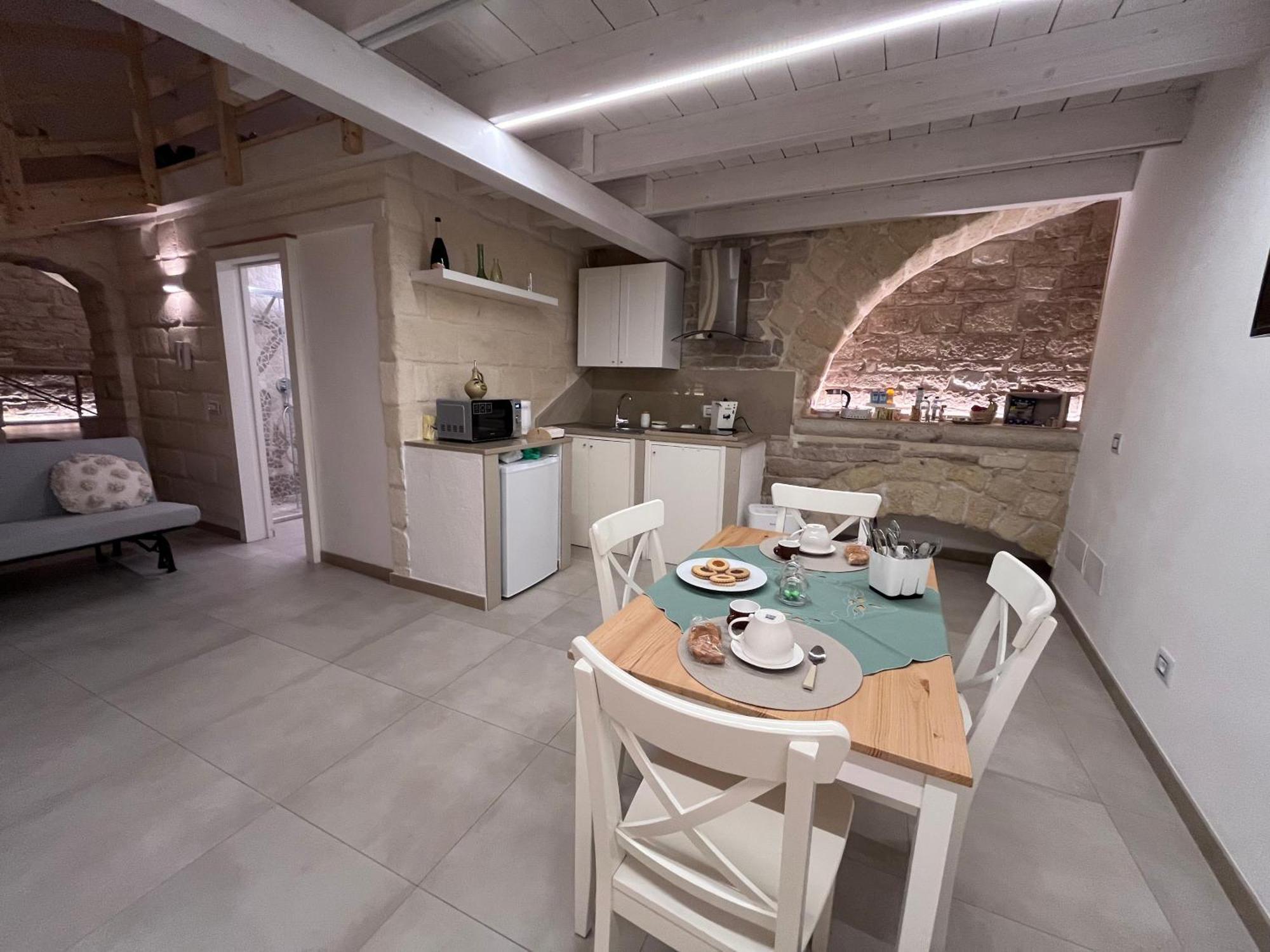 Epoca Suite House ตรานิ ภายนอก รูปภาพ