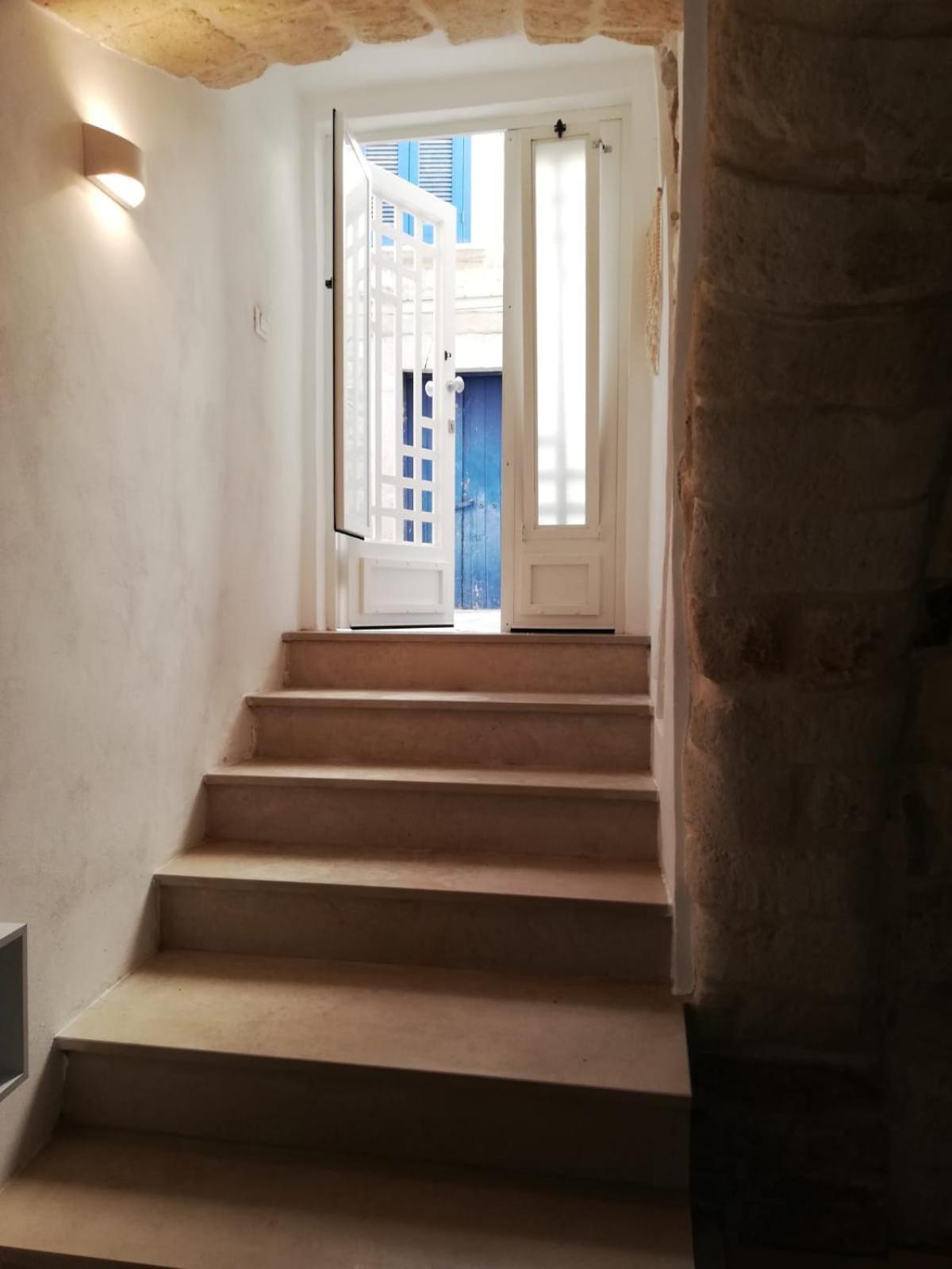 Epoca Suite House ตรานิ ภายนอก รูปภาพ